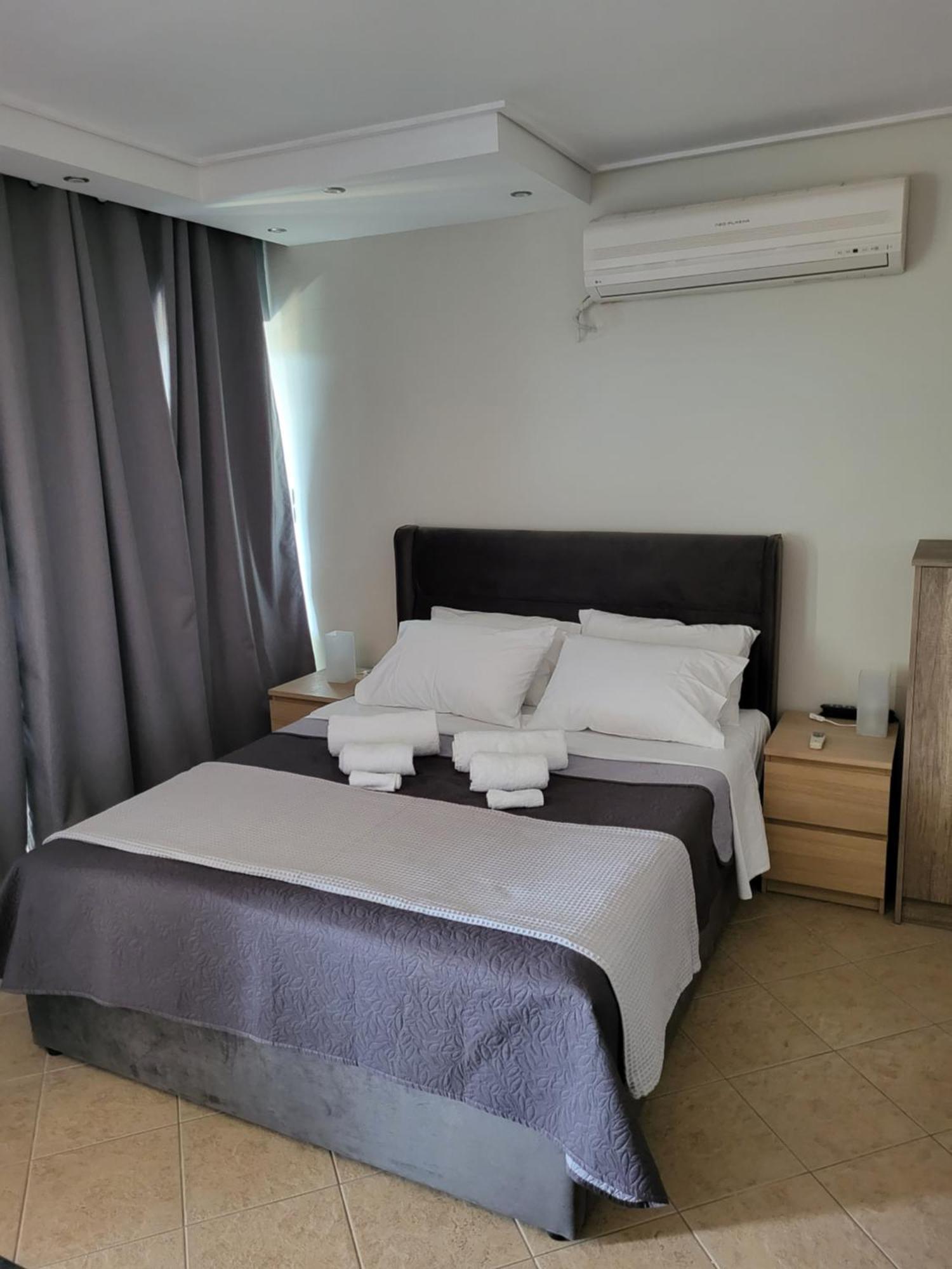 "Stergiou Luxury Apartment 2Nd Floor" Με Κοινη Πισινα Saronida Oda fotoğraf